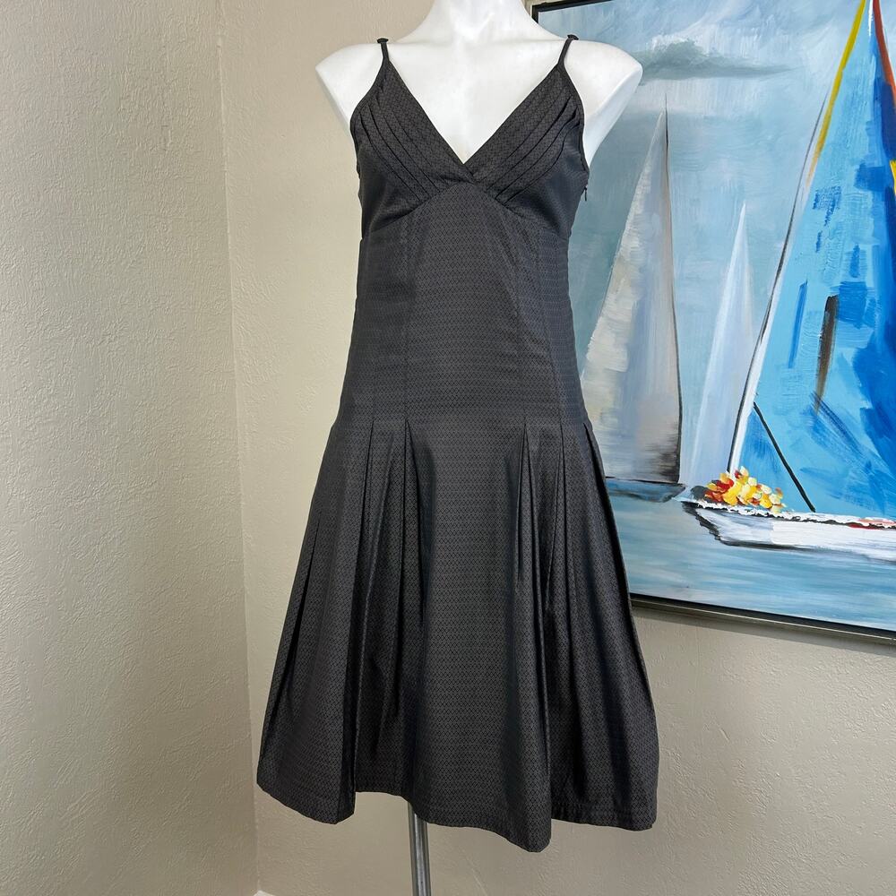 Ben Sherman Dress Fit and flare pleated knee length sleeveless size small - Picture 2 of 9